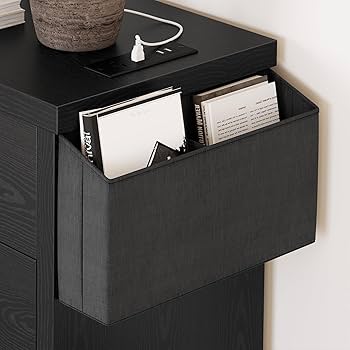 その他 Room with Lina Lanolee Full Panel Bed with Mirrored Dresser, Chest and 2